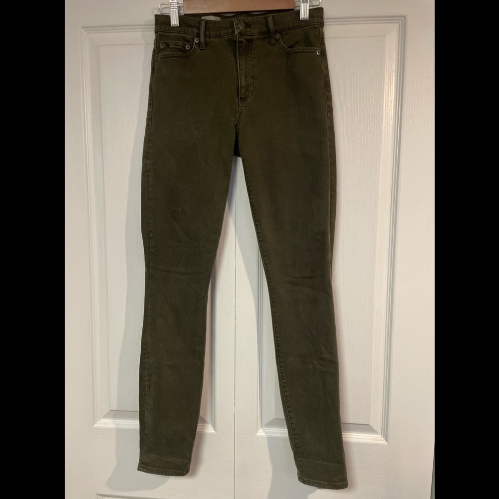NWOT Gap Resolution True Skinny Green Womens Size 27